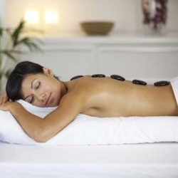 massage-aux-pierres-chaudes-90-mn